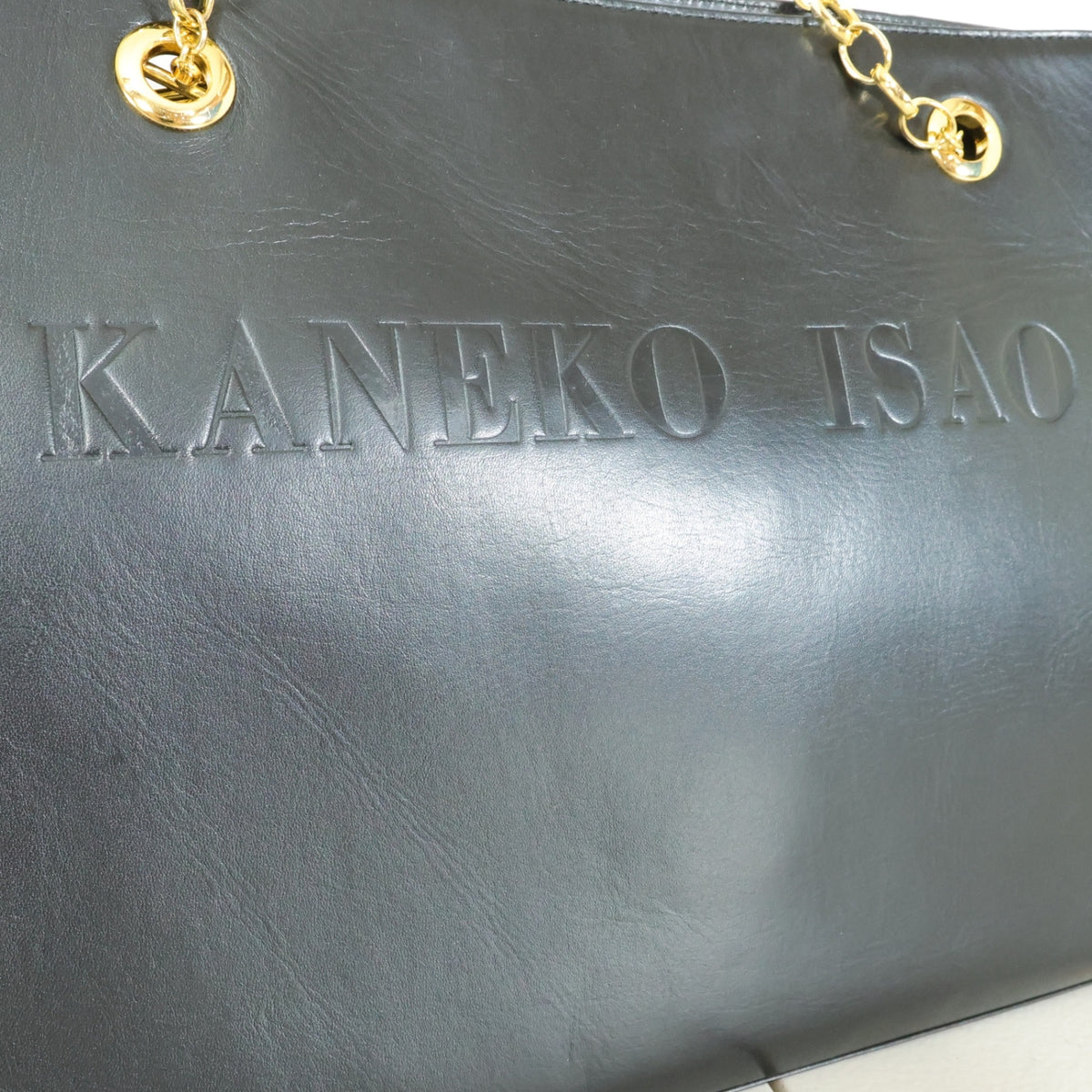【美品】カネコイサオ★ロゴ型押し×ゴールドチェーン 上品レザートートバッグ 黒系  ＊ba193