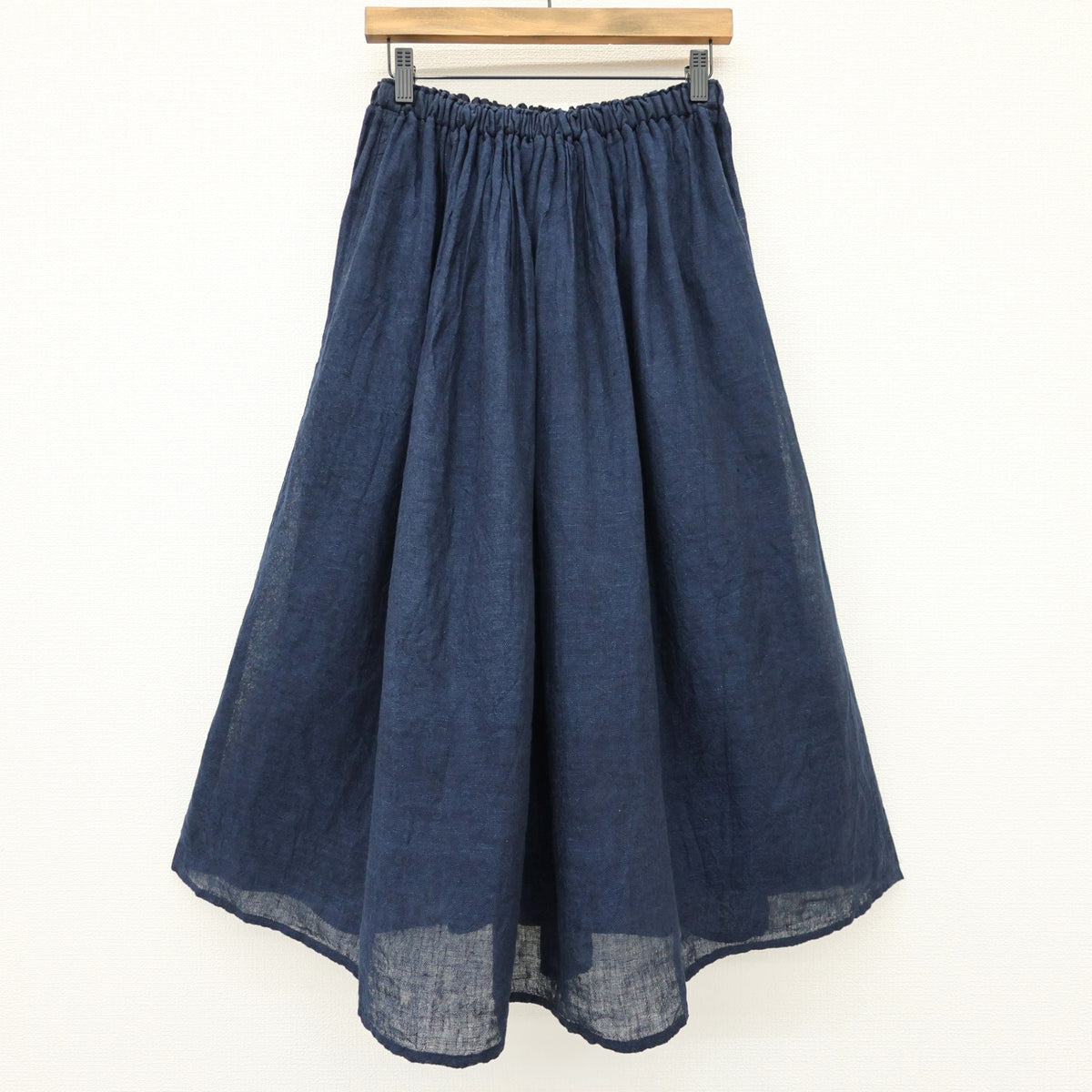 【美品・紙タグ有】中川政七商店★麻のかや織 ギャザースカート 紺系 麻100% 涼しげな透け感♪無地 z23315