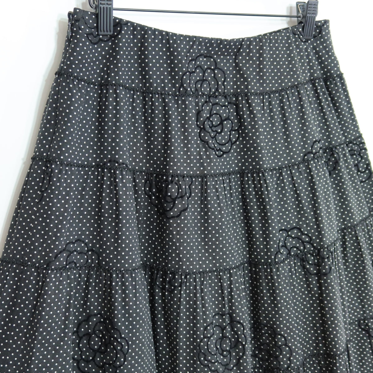インゲボルグ★カメリア刺繍×ドット柄が可愛い♪ピコレース ティアードスカート サイズ11号 黒系 z20333