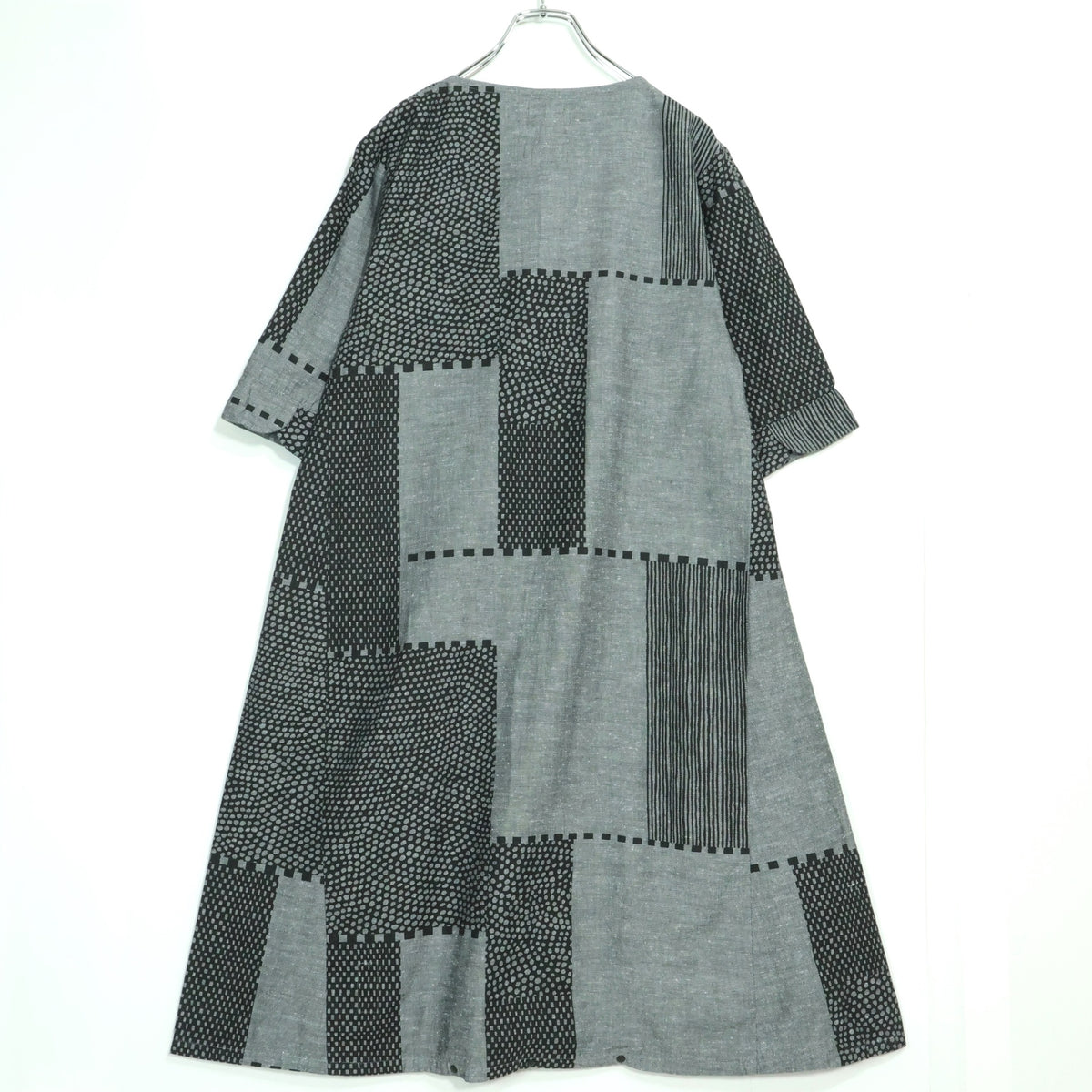 【美品】SOUSOU×le coq sportif BIKE★和モダン柄が素敵♪間がさね 半袖 ワンピース 黒グレー系 z22899