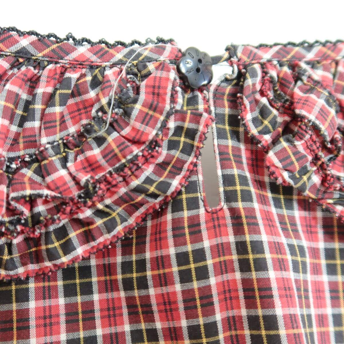 【美品】ピンクハウス★可愛い！ランブラーベリーレース使い♪オリチェptチュニックブラウス 赤×黒系 秋カタログ＊ z20038