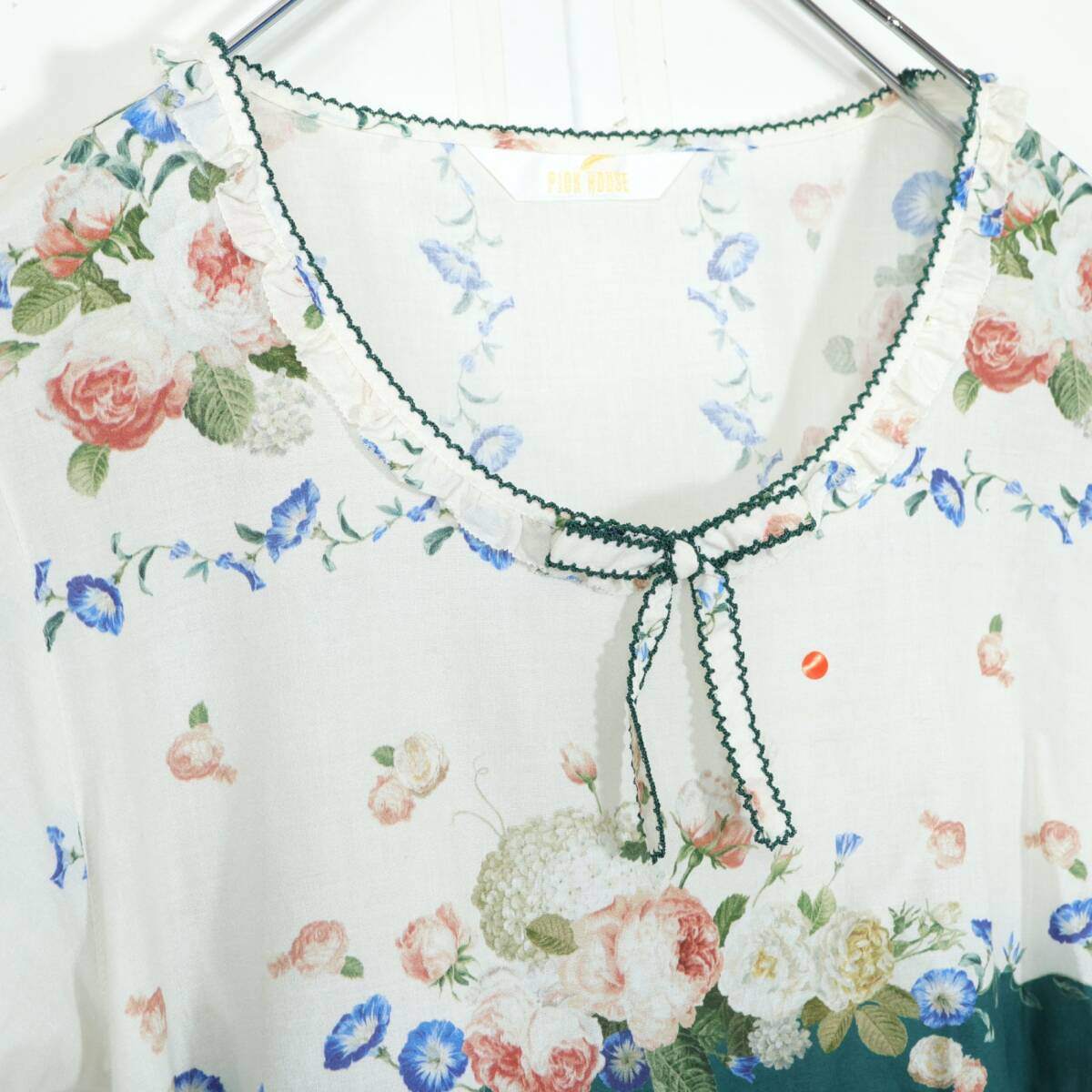 ピンクハウス★気品溢れる薔薇ブーケ柄♪リボンベルト付き 半袖パフスリーブ 綿ローン ワンピース 白×緑系 z21343