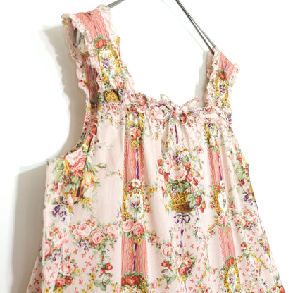 【極美品】ピンクハウス★壁紙模様pt♪ふんわりキャミワンピ ピンク系 薔薇&苺♪2025年 薄手 z22500