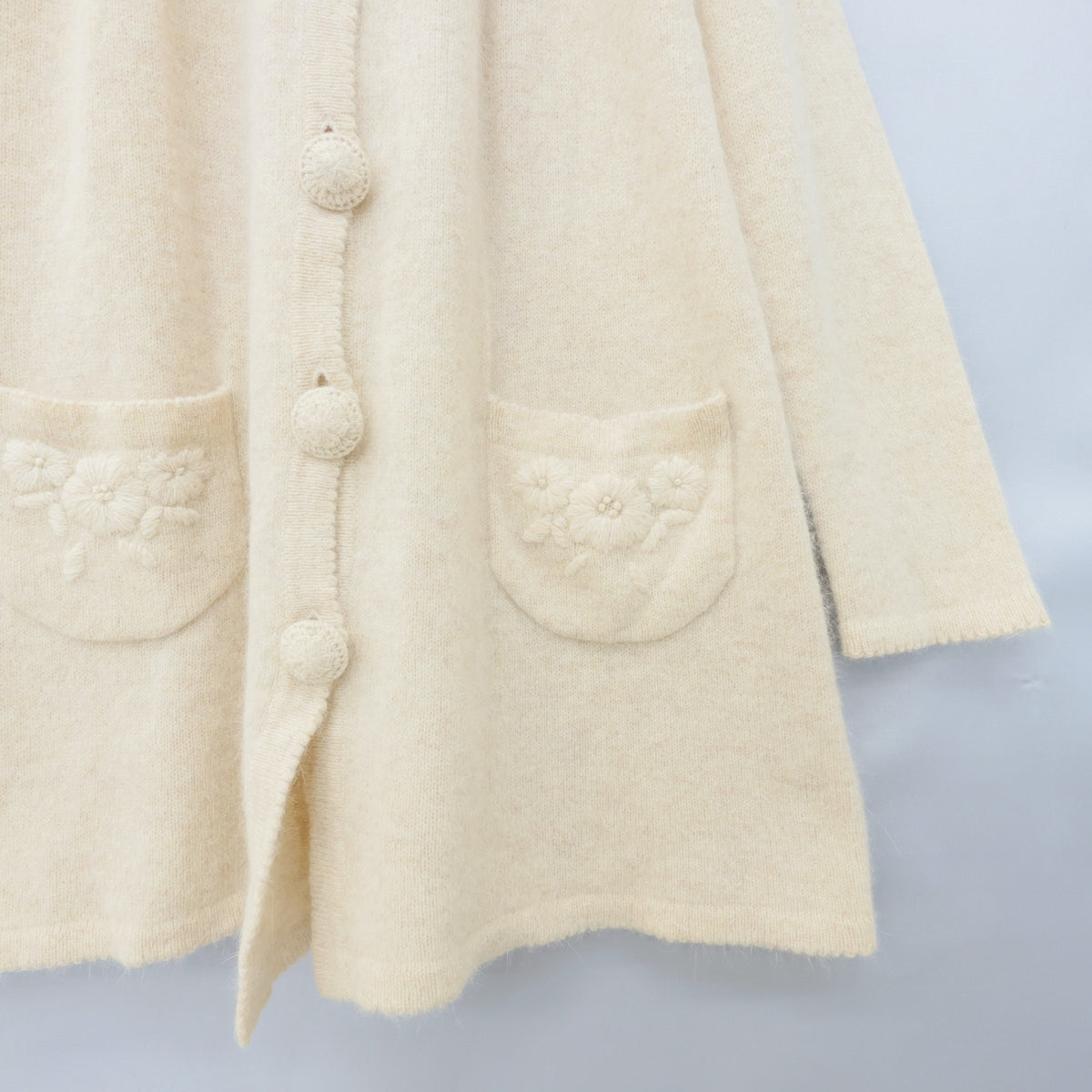 ピンクハウス★お花刺繍♪アンゴラ混ニットコート きなり系 Aライン 前開き 無地 z23502