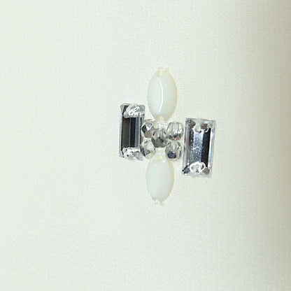 【極美品・タグ付き】レリアン★ビジュー シアーカットソー 半袖 ブラウス  サイズ9号 上品 オフ白系＊z11341