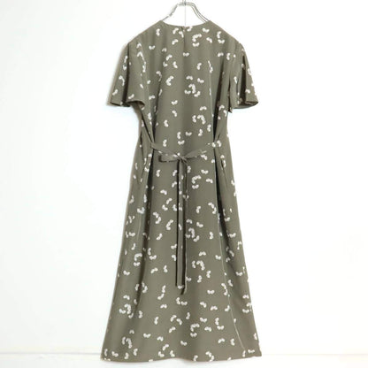【美品】インゲボルグ★蝶々プリント♪ピンタックワンピース グレー系 ゆったりシルエット z14352