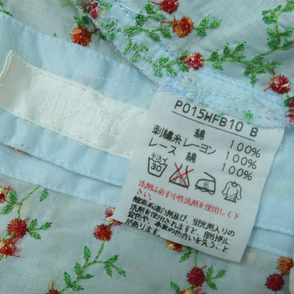 ピンクハウス★お花の刺繍♪裾スカラップブラウス 水色系 ふんわりフォルム♪身幅お直し有 薄手 z19934