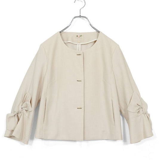 【美品】ローズティアラ★リボンモチーフ♪ノーカラージャケット サイズ40 ベージュ系 薄手 無地 z22731
