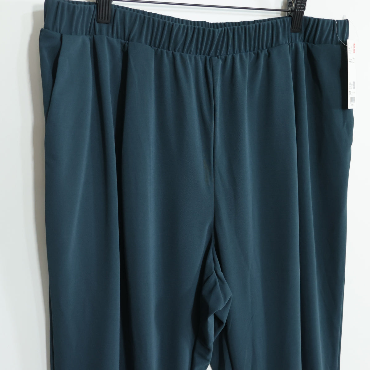 【美品・紙タグ有】ユニクロ★きれいめ カジュアル クレープジャージ ジョガー パンツ 大きいサイズ3XL グリーン系 z22933
