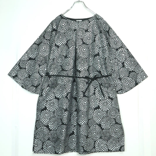 【美品！】ソウソウ SOUSOU★華やかな菊模様♪ 薙刀貫頭衣  単 菊づくし サイズM 銀系 z22896