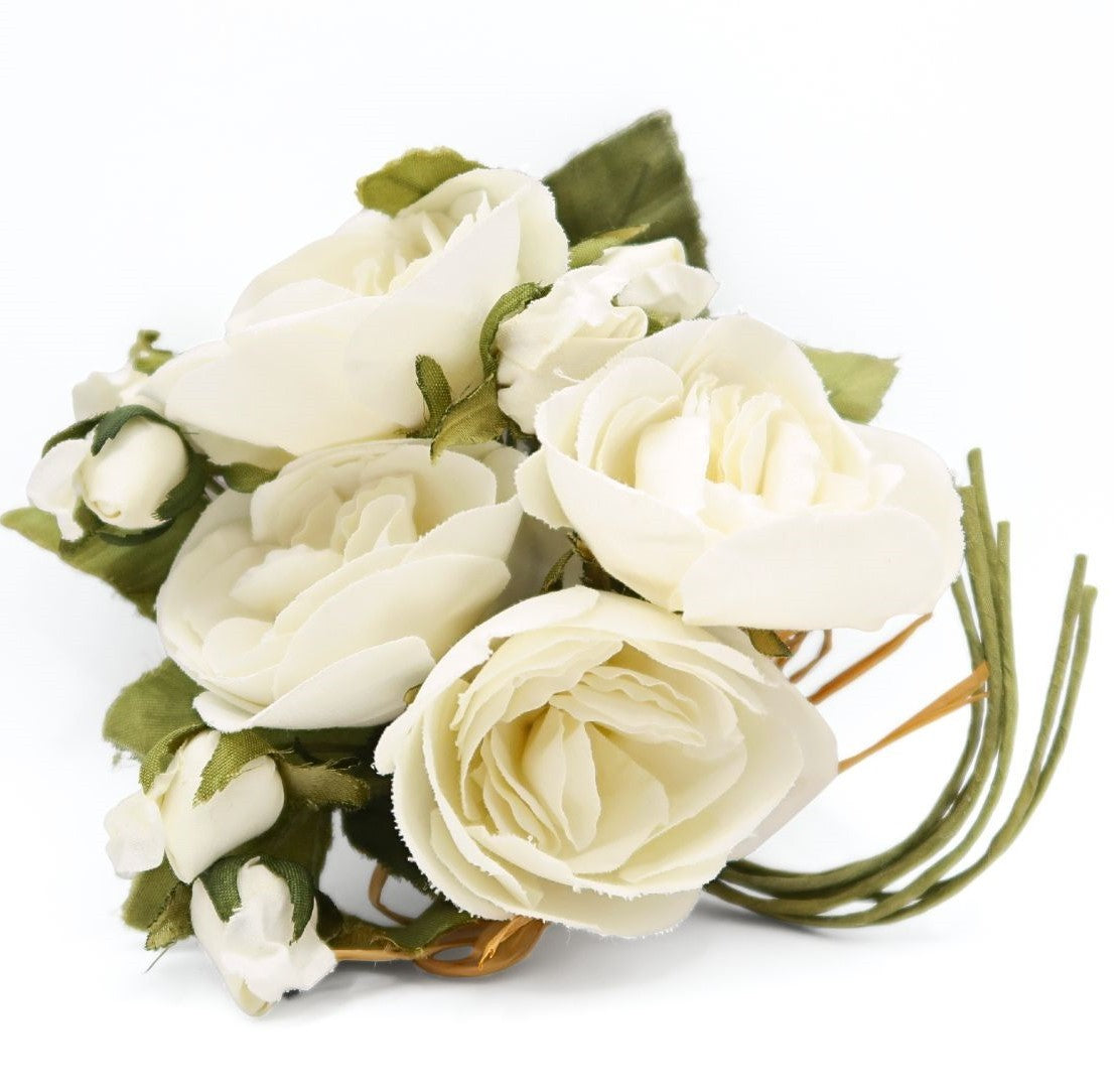 【美品】ピンクハウス★豪華！白薔薇のブーケコサージュ オフ白系 ローズ 花束＊ko069