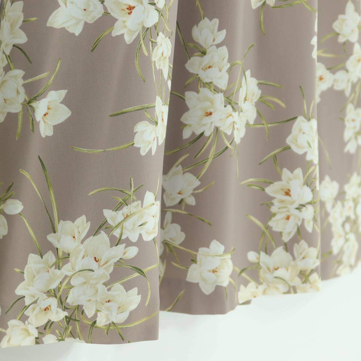【美品】インゲボルグ★上品！レースフリル使い♪花柄ワンピース 半袖 薄茶系 残布有 薄手 ＊z20067