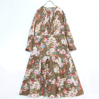 【極美品】インゲボルグ★カラフル♪花柄ワンピース サイズ9号 茶系 ピンタック使い♪2023年製 z20950