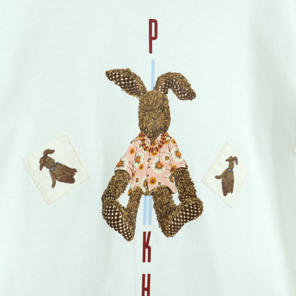 ピンクハウス★うさぎにぬいぐるみプリントとワッペン♪ 可愛い半袖カットソー・Tシャツ ゆったりシルエット 白系 z22514