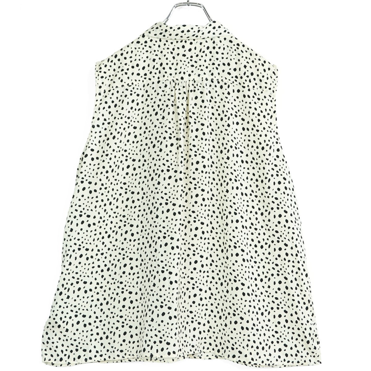 【新品タグ付】ユニクロ★パンサー♪ボウタイブラウス ノースリーブ 大きいサイズ3XL オフ白系 前開き 薄手 z22856