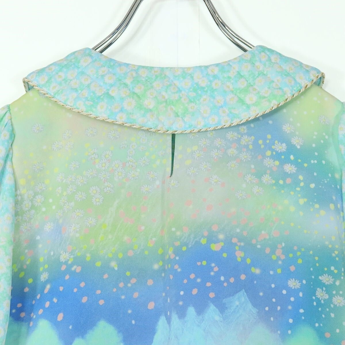 【美品】フランシュリッペ★ロマンティック♪ワンピース サイズM 虹色系 替え襟付き♪花と森プリント♪z15803
