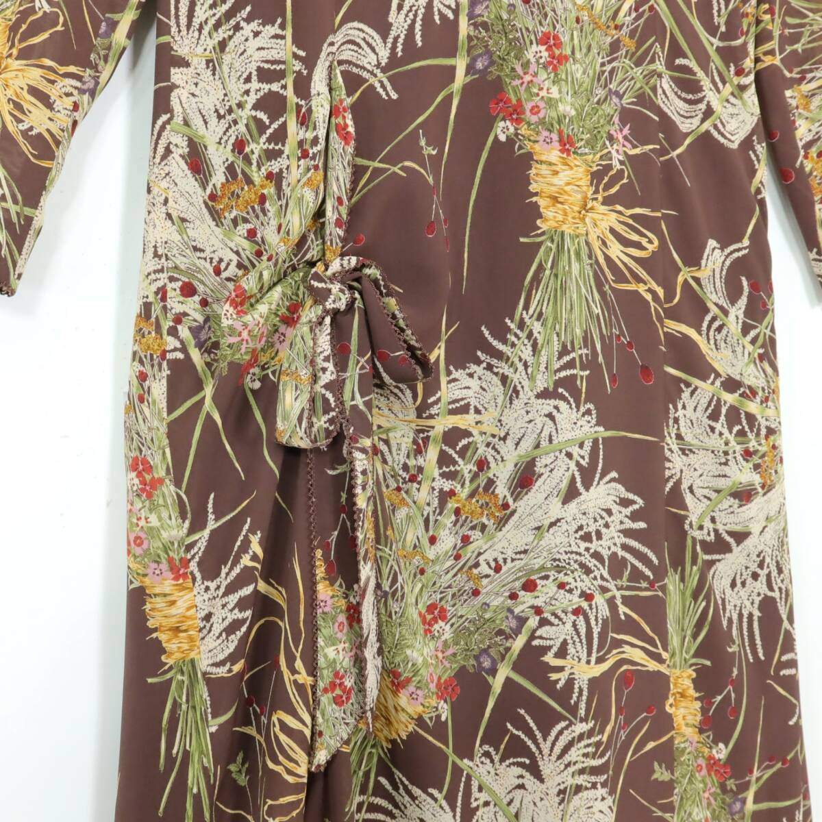 【美品】カネコイサオ★たくし上げリボン♪ススキ柄ワンピース ブラウン系 薄手 19733