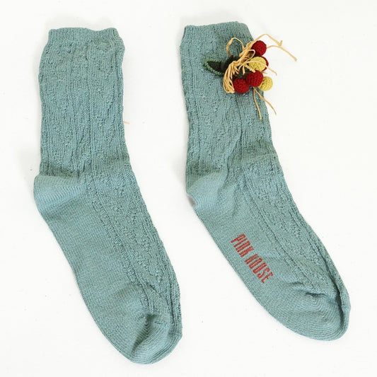 【美品】ピンクハウス★ベリーモチーフ 透かし編み クルーソックス 靴下 木の実 水色系 so351