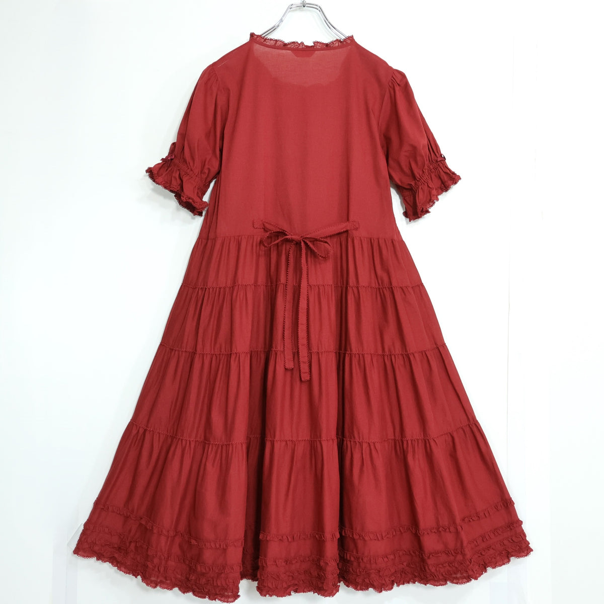 【美品】ピンクハウス★ふんわりフォルム♪華やかローンワンピース 赤系 裾段々&サテンリボン♪無地 z22171