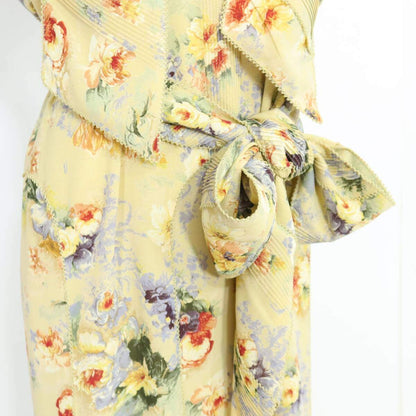 【美品】カネコイサオ★お花コサージュ付き♪花柄半袖ワンピース イエロー系 幅広リボン付♪薄手 z20626