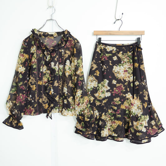 インゲボルグ★はしごレース&ベロアリボン♪花柄長袖ブラウス&フレアスカート サイズＭ&S 黒に近い紫系 薄手 z22069