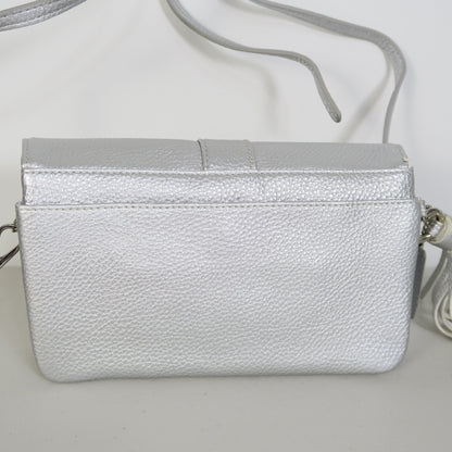 【美品】SALON de RUBAN サロン ド ルヴァン★機能美！たっぷりポケット ショルダークラッチ シルバー *ba341