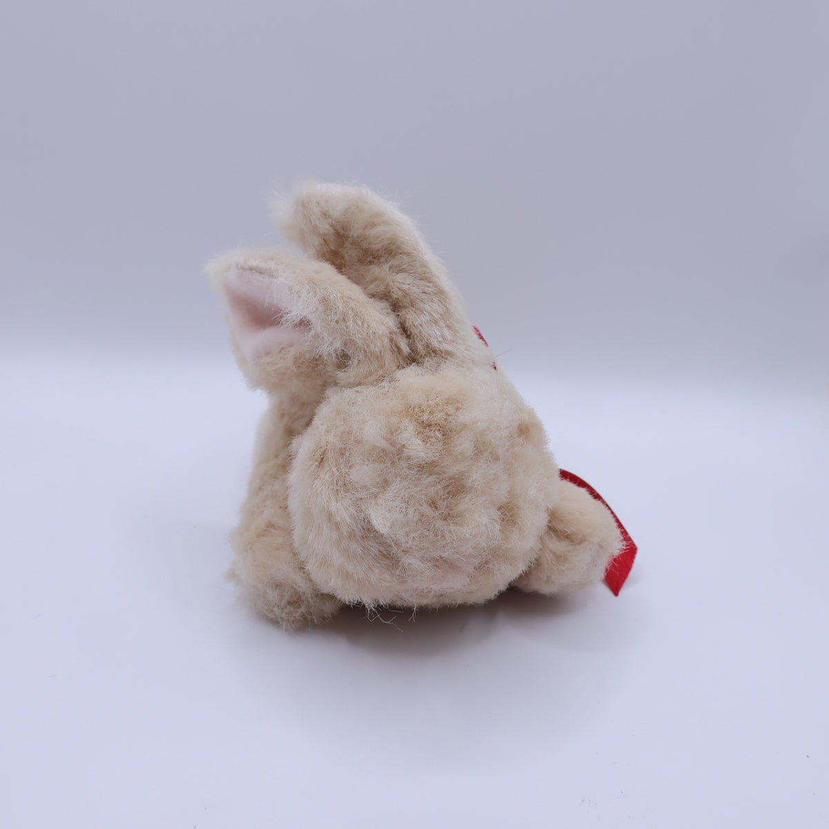 【美品】ワンダフルワールド カネコイサオ★ とびうさぎブローチ  コサージュ うさぎ ぬいぐるみ ベージュ系 ko121