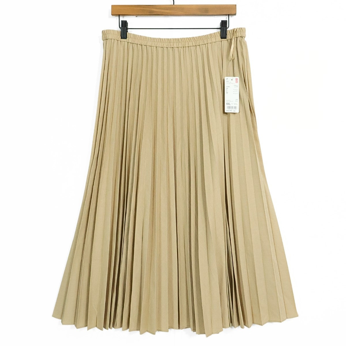 【新品タグ付】UNIQLO★アコーディオンプリーツロングスカート♪裏地付き 大きいサイズXXL ベージュ系 z22884