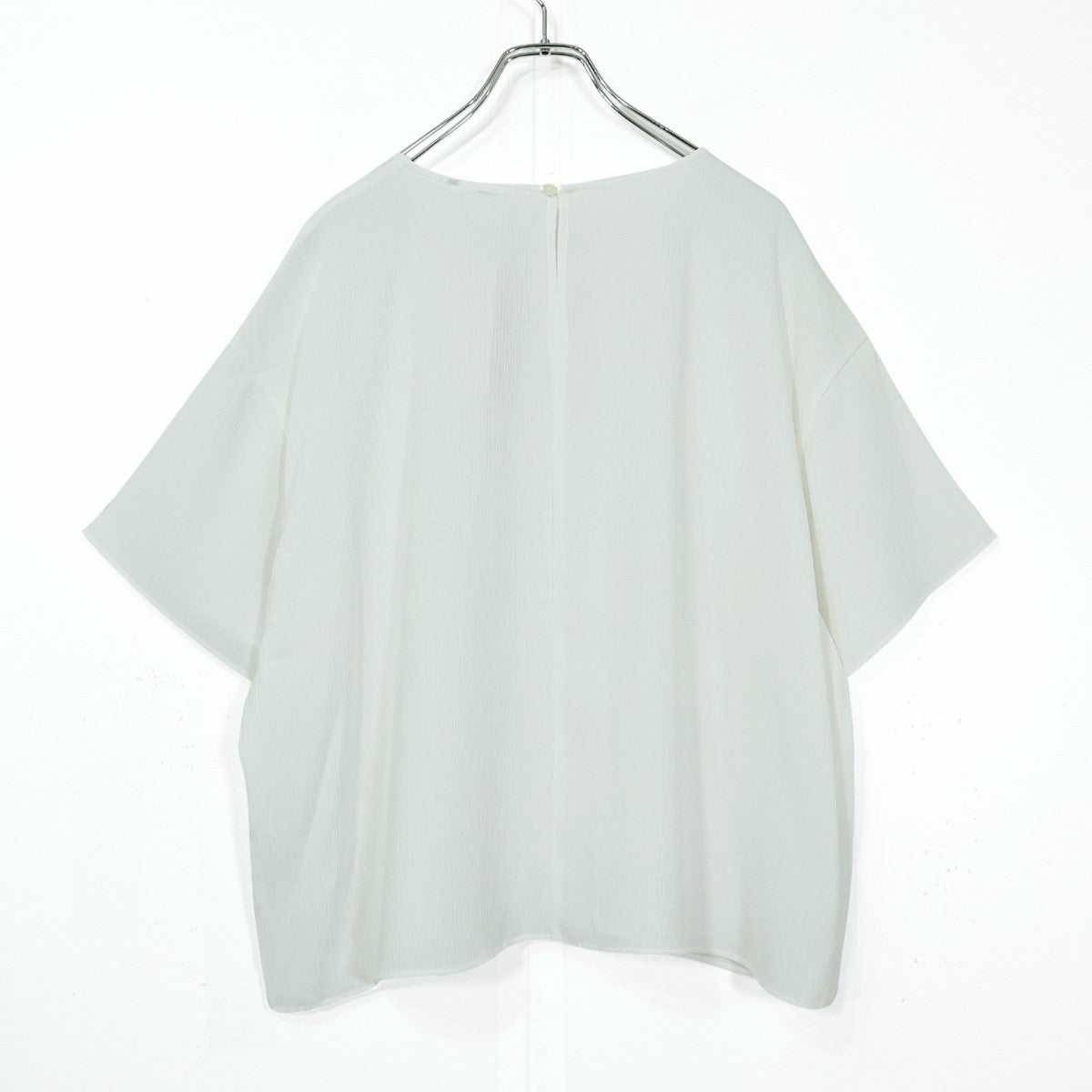 【タグ付き美品！】ユニクロ★さらさら涼し気♪ ブラウスTシャツ 半袖 大きいサイズ3XL 白系 z22261