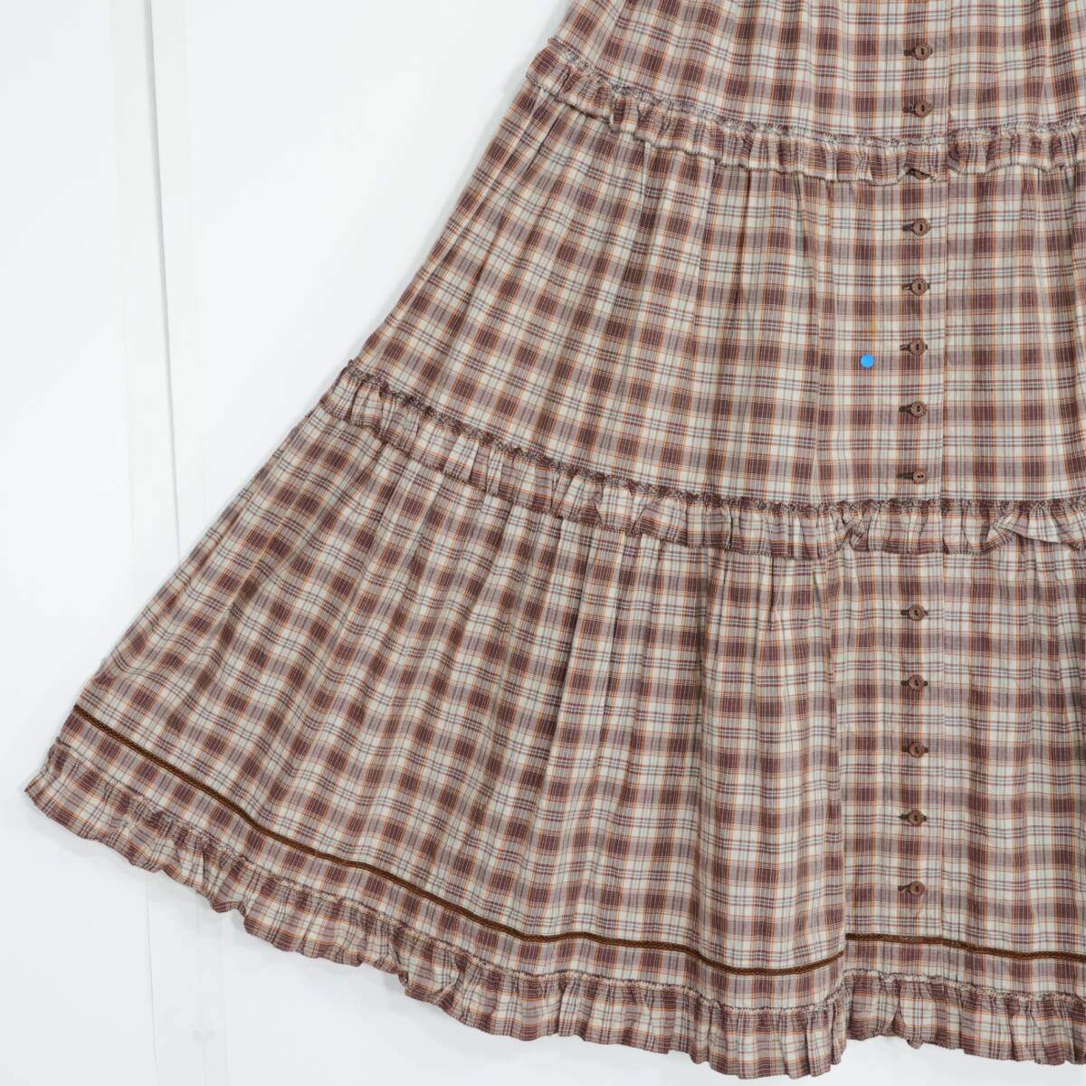 ピンクハウス★カントリー調でレトロ可愛い♪ オリチェ柄フリルティアードスカート ボタン前開き はしごレース 薄茶系 z21354