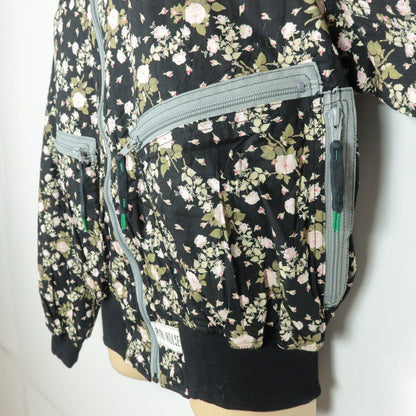 【美品】ピンクハウス★ジップアップブルゾン 黒系 ゼッケン付き！中綿入りキルティング♪フード付き♪ギンガムチェック♪ローズ柄 z10649s