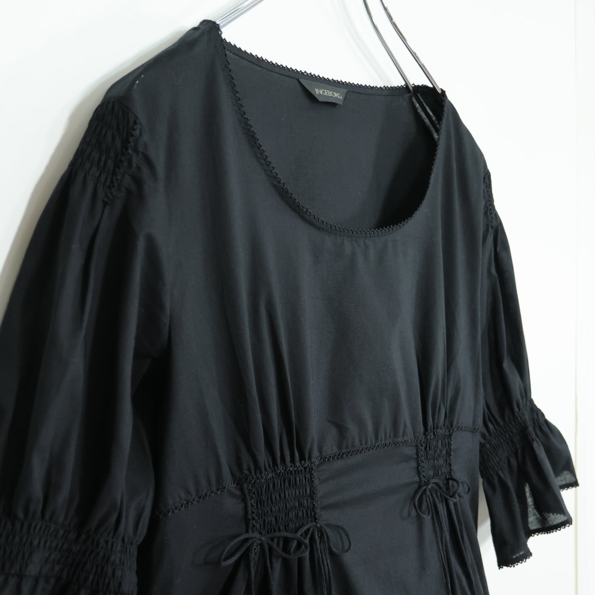 【美品】インゲボルグ★シャーリング♪ふんわりローンワンピース ミニ丈 サイズM 黒系 ピコレース♪無地 薄手 z22041
