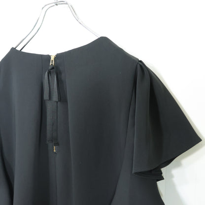【美品】ローズティアラ★フレアスリーブが可愛い♪半袖カットソー 大きいサイズ42 黒系 z22751