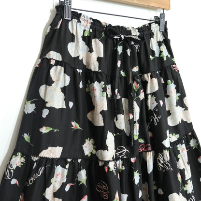 【美品】ピンクハウス★リボン&薔薇pt♪ローンギャザースカート 黒系 段々フリルがちら見え♪薄手 z22519