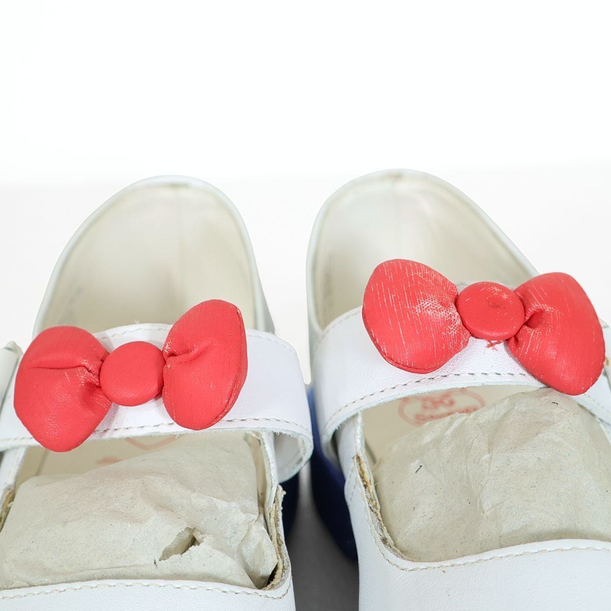【希少】Dr.Martens×Hello Kitty★限定コラボシューズ トート・缶バッジ付 UK6(25cm前後) 白系＊sh166