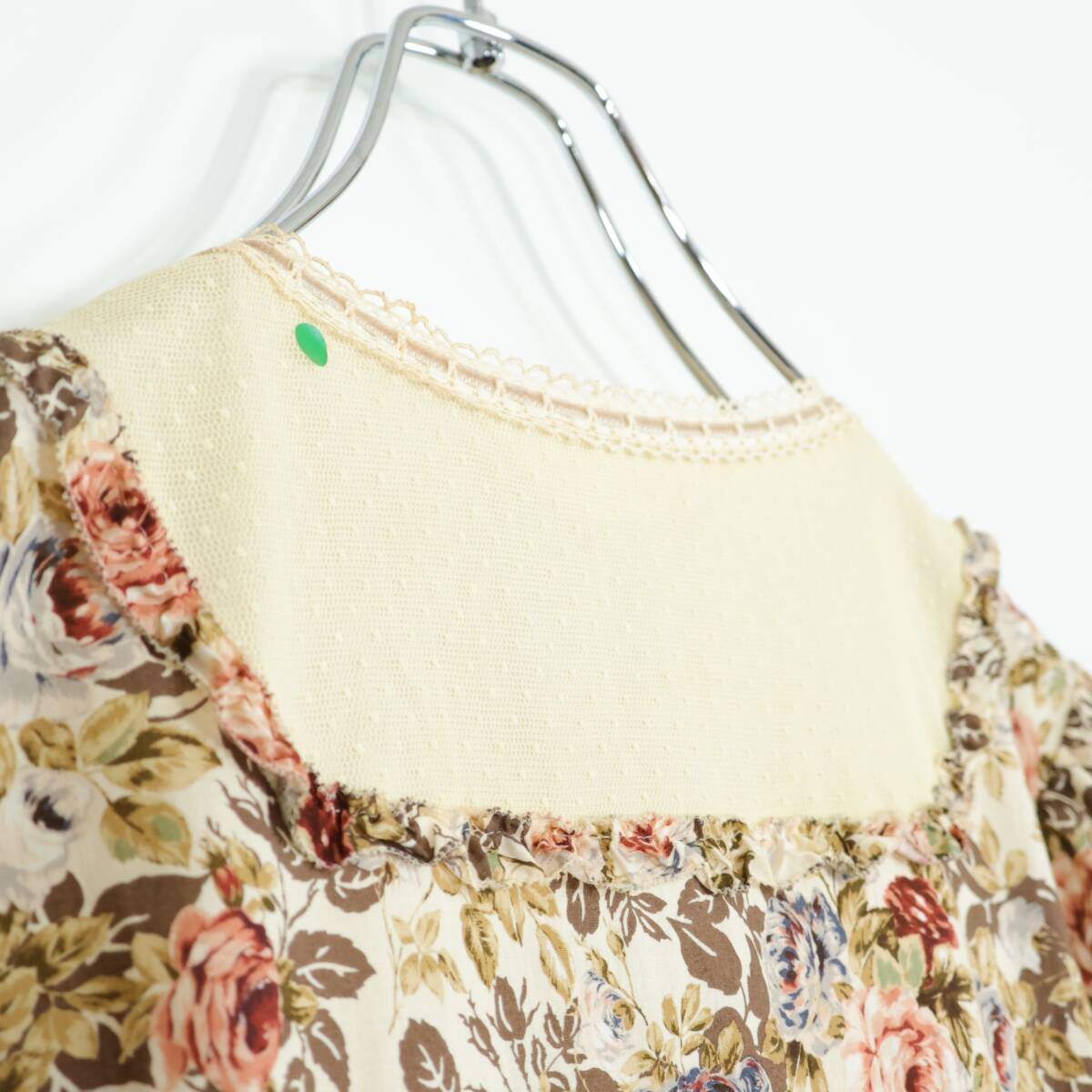 【美品紙タグ付】 ピンクハウス★クラシカルなエデンローズ柄♪ティアードフリルワンピース ブラウン系 z21332