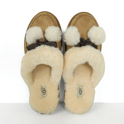 【美品！】UGG アグ★ポンポン付きリボンが可愛い♪ ファースリッパ ルームシューズ 大きいサイズ26.5 ブラウン系 sh201