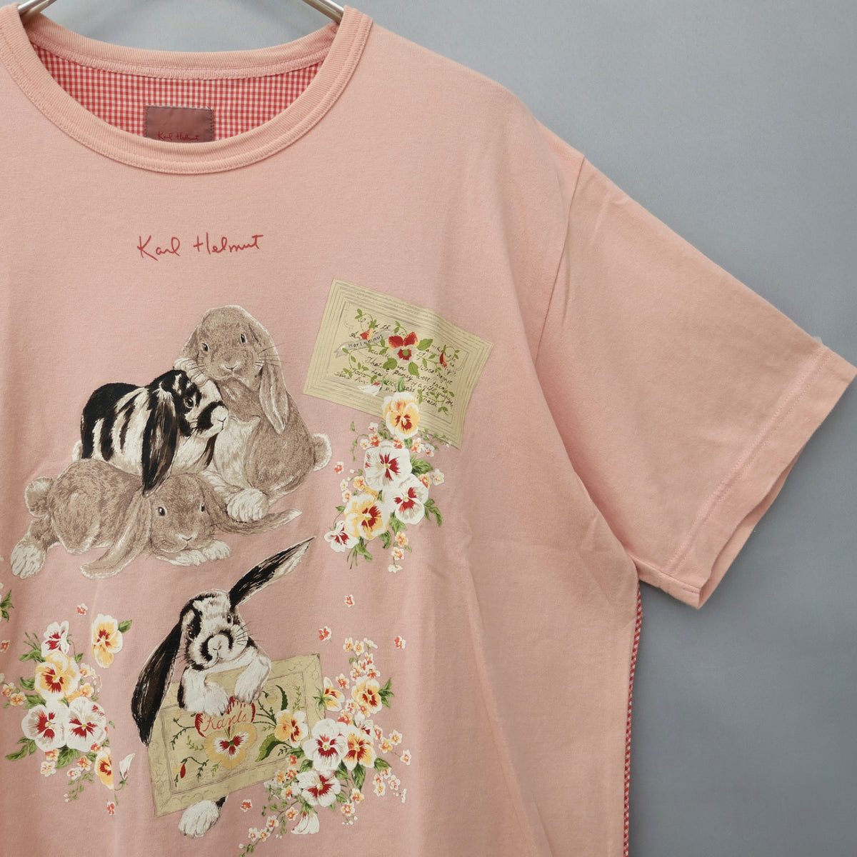 カールヘルム★可愛らしいうさぎpt♪花柄 ブランドロゴ入り 半袖Tシャツ サイズM ピンク系 z23301