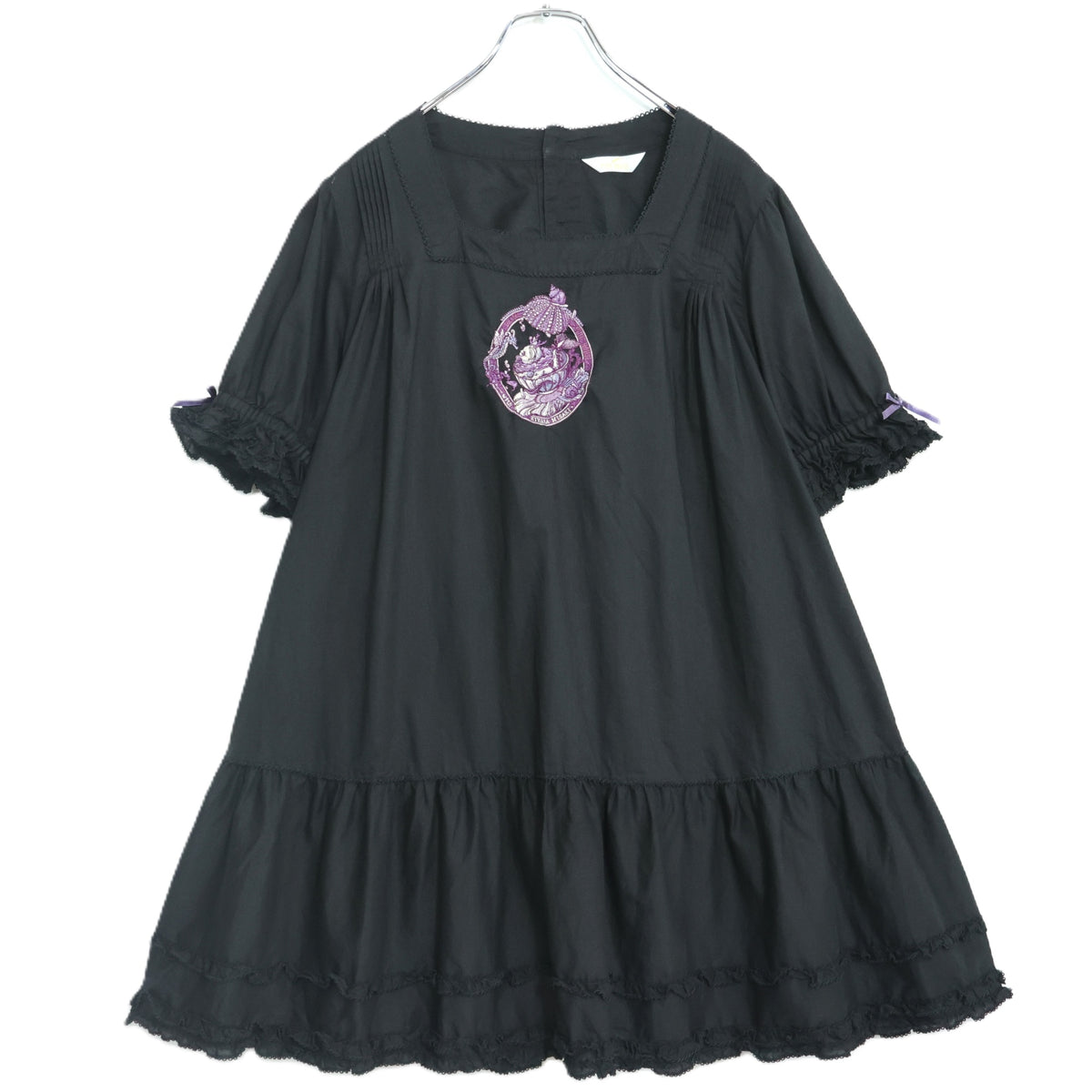【美品】ピンクハウス★ワンダー・ザ・シー柄♪刺しゅうのミニワンピース 黒系 サテンリボン&フリル♪2024年 z22287