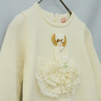 【美品】メゾピアノ★立体モチーフ♪フリル使いニットセーター アイボリー系 サイズM あったかウール100♪z23412