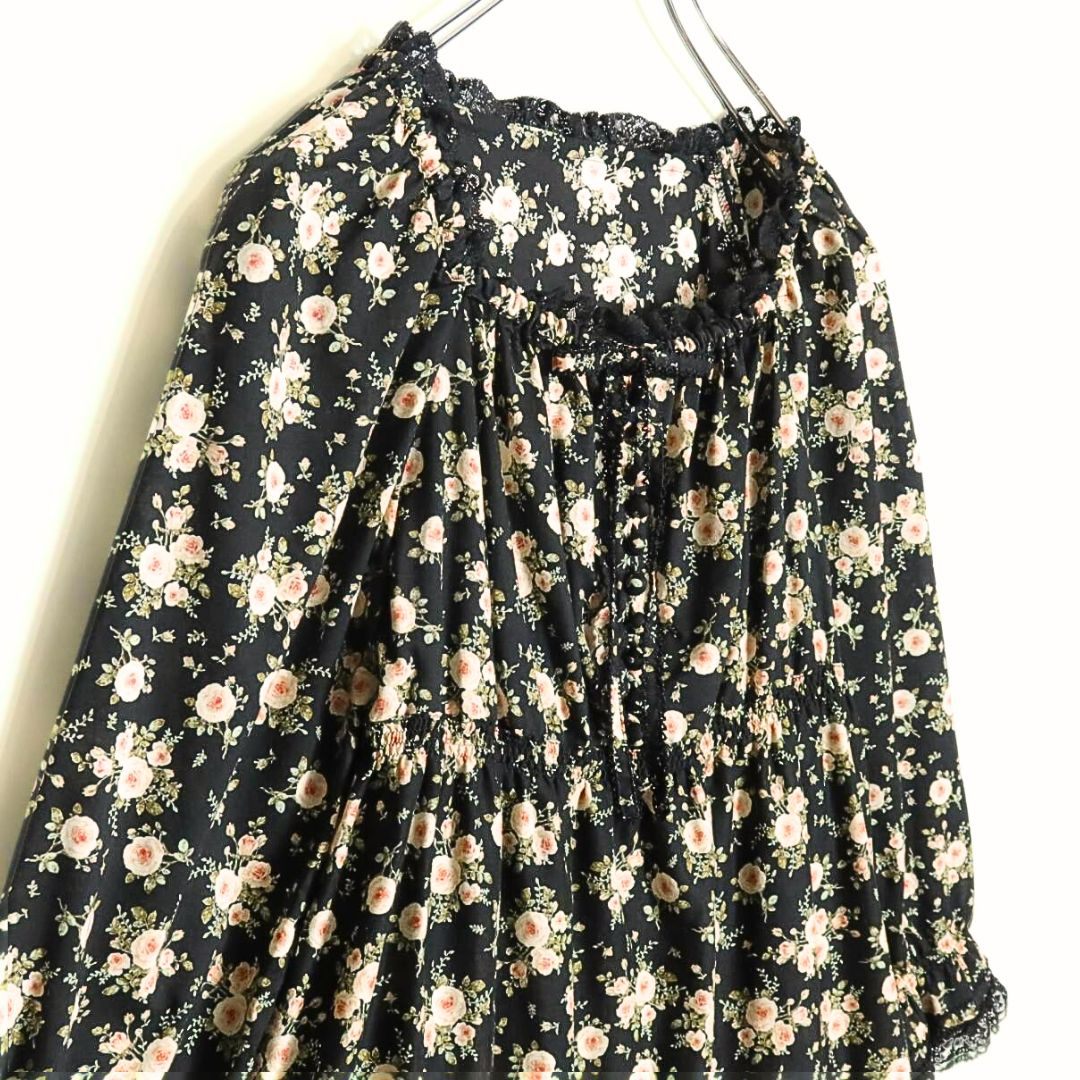 【美品】ピンクハウス★可愛い！ふんわりフリル　薔薇ptチュニックブラウス スクエアネック 黒系 ♪z.15690