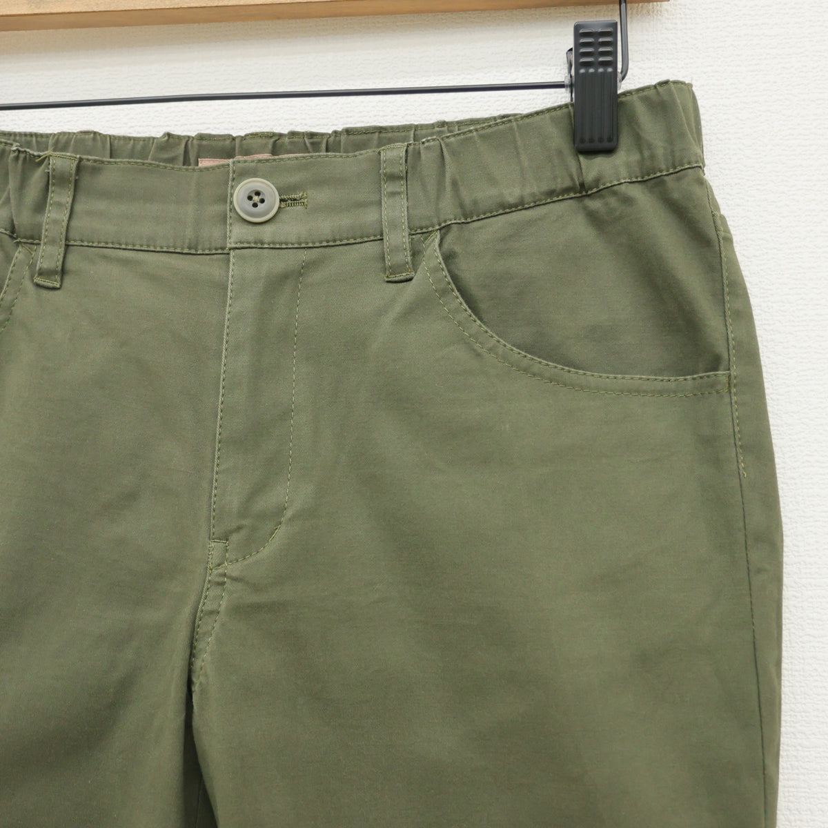 ピンクハウス★裾のレース付きフリルとリボンが大人可愛い♪ クロップドパンツ カーゴパンツ サイズ3(M) カーキグリーン系 z23204