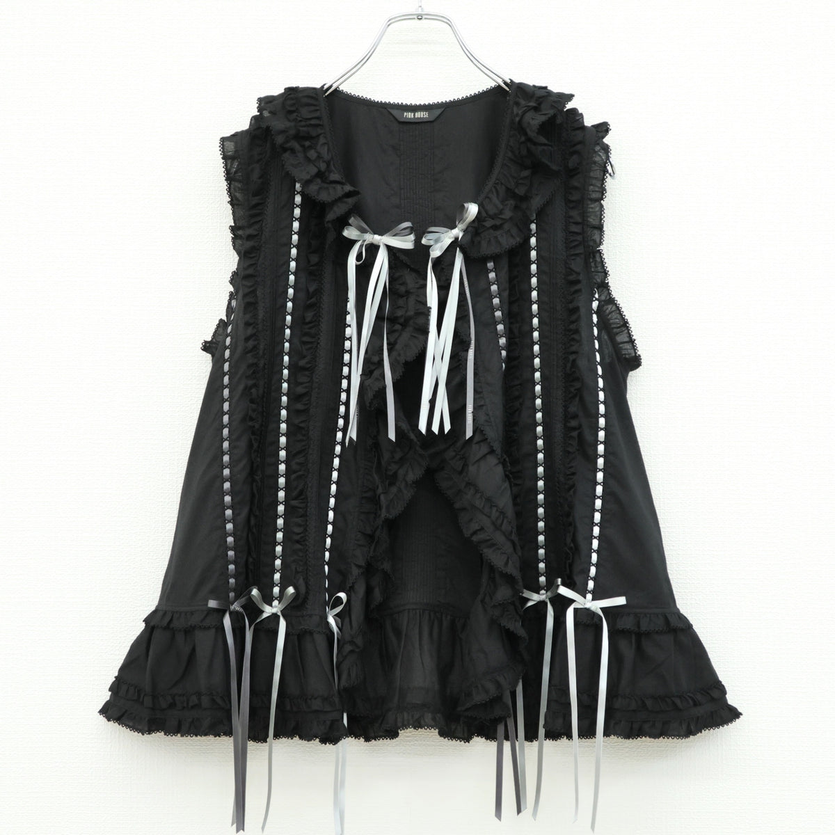 【美品】ピンクハウス★配色リボンデコレーション♪ローンブラウス 黒系 前開き 2024年製 z23561