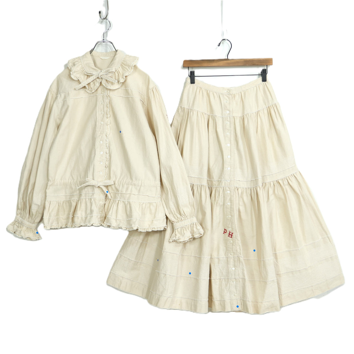 ピンクハウス★ロゴ刺しゅう♪厚手コットンの上下セット 長袖ブラウス&前開きスカート ベージュ系 ウエストお直し z22707