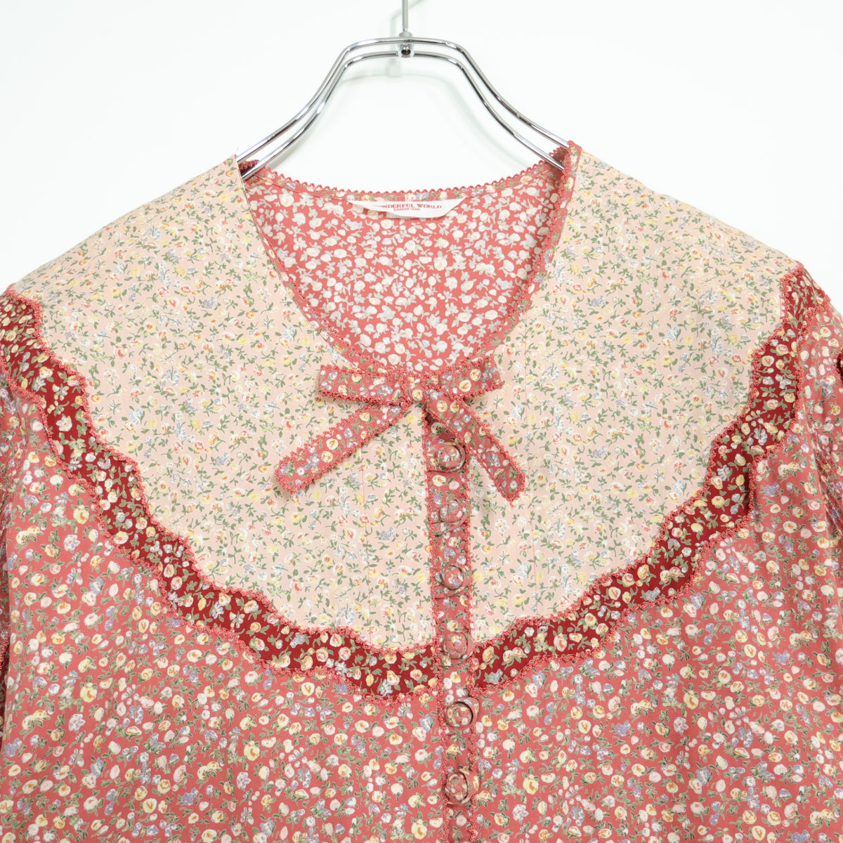 WONDERFUL WORLD カネコイサオ★小花柄 パッチワーク ピコレース リボン 豪華フレア ワンピース テラコッタ系＊z23044