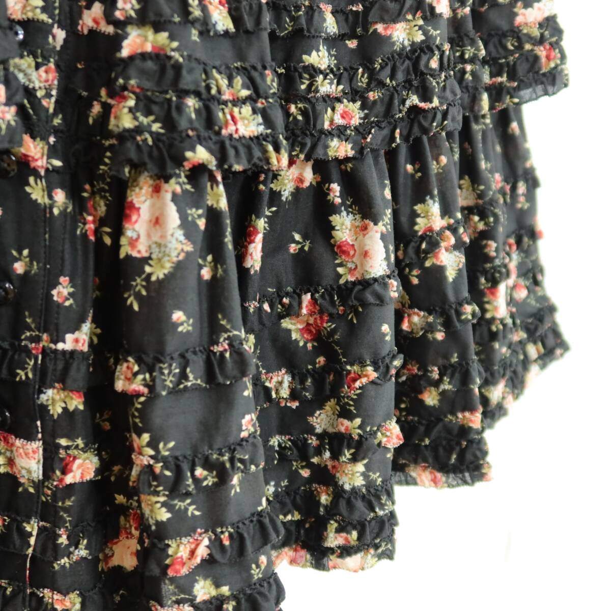 【美品】ピンクハウス★豪華！ボリューム感 アンティーク調 薔薇のブーケpt 前開き ティアード スカート 黒系 *z19535