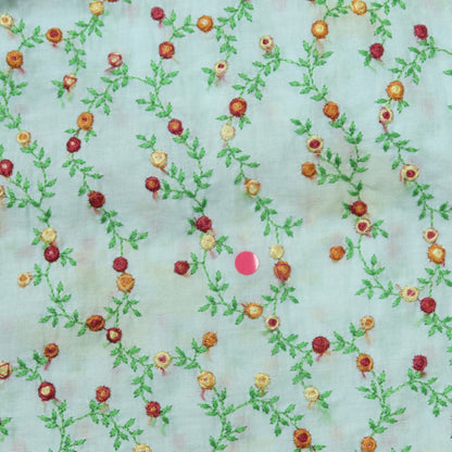 ピンクハウス★お花の刺繍♪裾スカラップブラウス 水色系 ふんわりフォルム♪身幅お直し有 薄手 z19934
