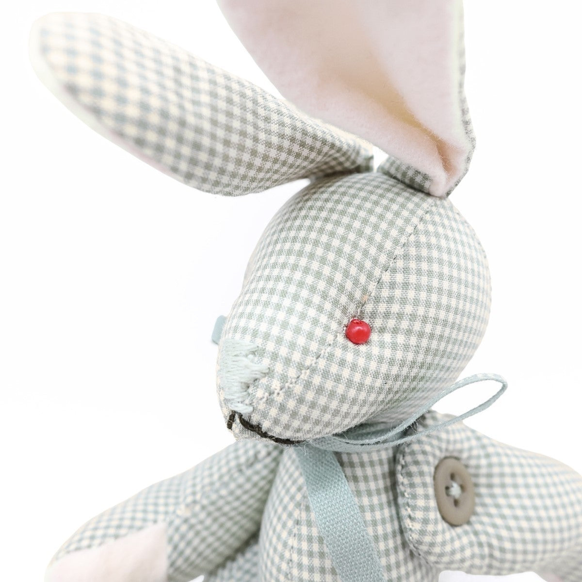ワンダフルワールド カネコイサオ ギンガム★ギンガムチェック うさぎ ぬいぐるみコサージュ  ブローチ ハッカ系 ko124