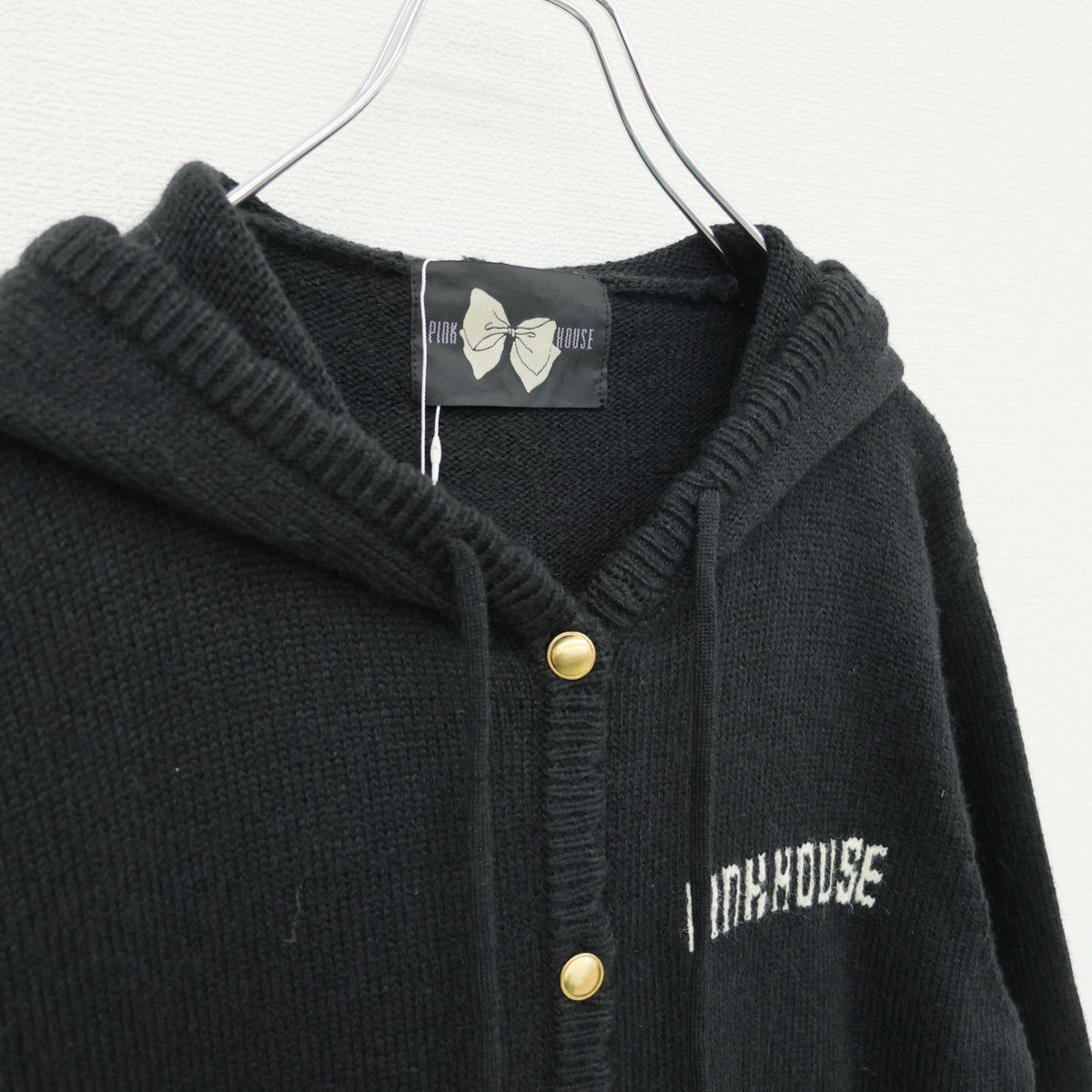 【新品タグ付】ピンクハウス★ロゴ刺繍&ゴールドボタン♪フード付きロングニットカーディガン 黒系 前開き z23520