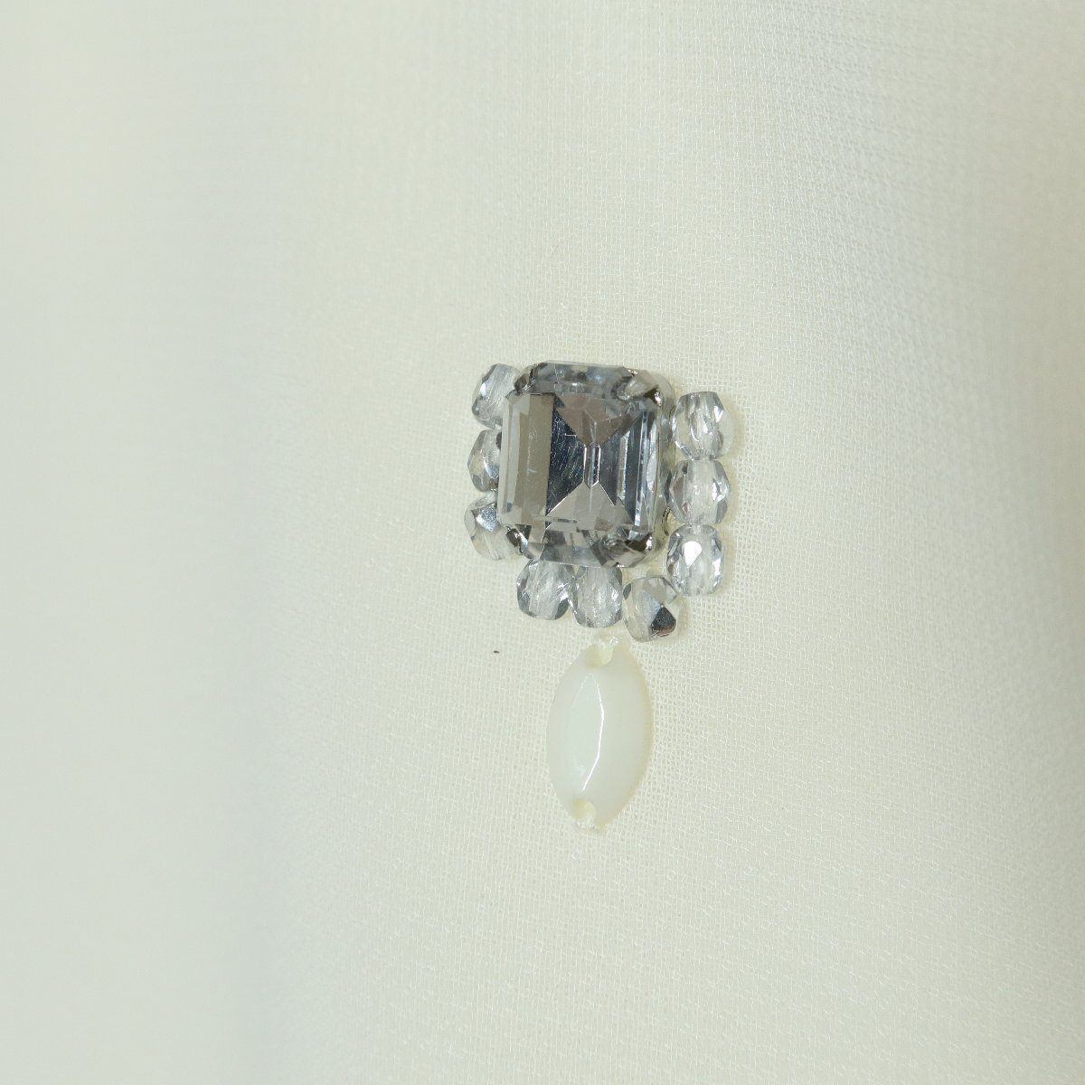 【極美品・タグ付き】レリアン★ビジュー シアーカットソー 半袖 ブラウス  サイズ9号 上品 オフ白系＊z11341
